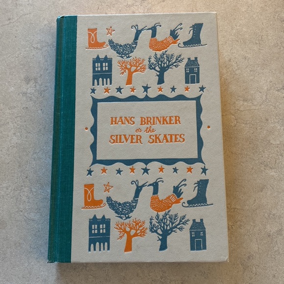 Set of Vintage Storybooks VG Used Condition - Picture 10 of 13